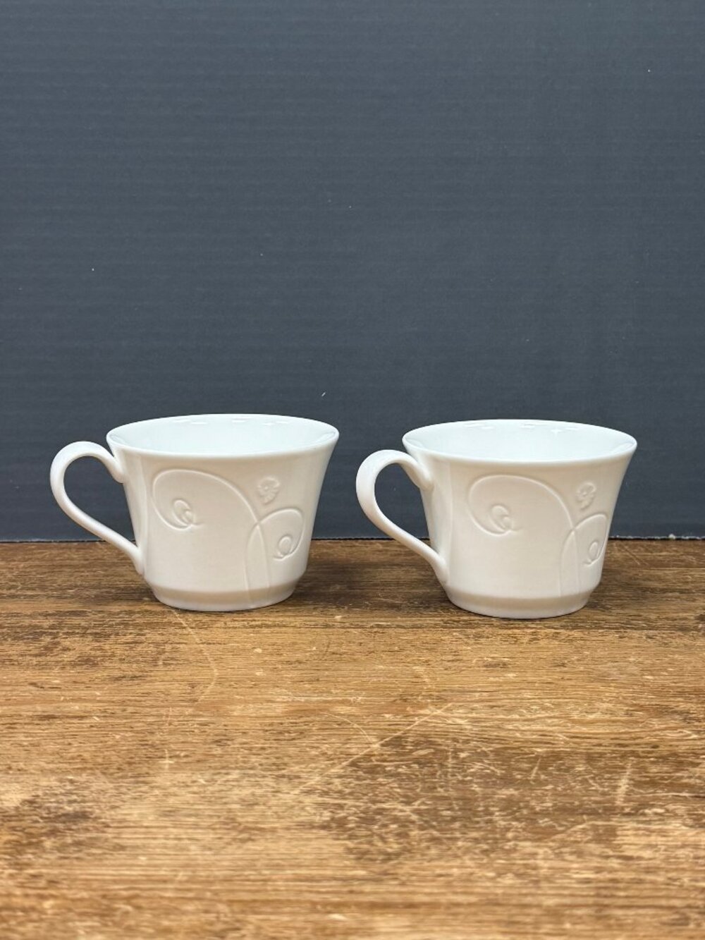Pair of Wedgwood Nature Pattern Teacups. KT229